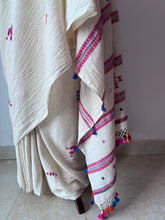 Load image into Gallery viewer, Handwoven Bhujodi Kala Cotton Saree