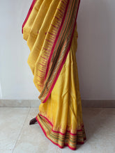 Load image into Gallery viewer, Karvati Kinaar Vidarbha Tussar Handwoven Saree