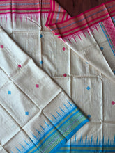 Load image into Gallery viewer, Karvati Kinaar Vidarbha Tussar Jaala Palla Saree