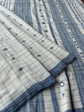 Load image into Gallery viewer, Handwoven Bhujodi Kala Cotton Saree