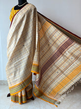 Load image into Gallery viewer, Karvati Kinaar Vidarbha Tussar Jaala Palla Saree