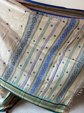 Load image into Gallery viewer, Karvati Kinaar Vidarbha Tussar Jaala Palla Saree