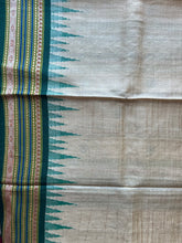 Load image into Gallery viewer, Karvati Kinaar Vidarbha Tussar Jaala Palla Saree