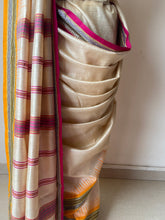 Load image into Gallery viewer, Karvati Kinaar Vidarbha Tussar Handwoven Saree