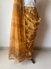 Load image into Gallery viewer, Kota Doria Crochet Lace Sarees