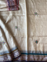 Load image into Gallery viewer, Lambani Karvati Kinaar Vidarbha Tussar Handwoven Saree