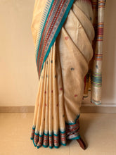 Load image into Gallery viewer, Karvati Kinaar Vidarbha Tussar Handwoven Saree