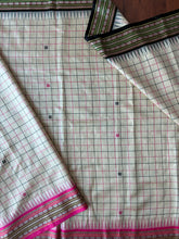 Load image into Gallery viewer, Karvati Kinaar Vidarbha Tussar Handwoven Saree