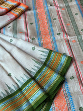 Load image into Gallery viewer, Karvati Kinaar Vidarbha Tussar Jaala Palla Saree