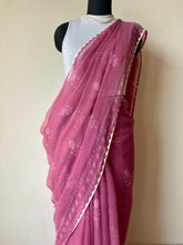 Load image into Gallery viewer, Kota Doria Appliqué Details Saree