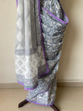 Load image into Gallery viewer, Mul Cotton Saree