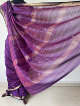 Load image into Gallery viewer, Kasuti Hand- Embroidered Saree