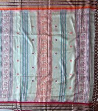 Load image into Gallery viewer, Karvati Kinaar Vidarbha Tussar Jaala Palla Saree
