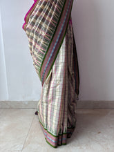 Load image into Gallery viewer, Karvati Kinar Vidarbha Tussar Checks Saree