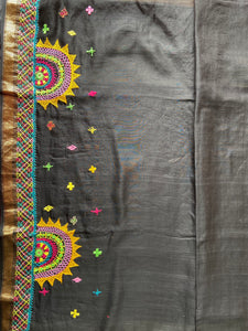 Lambani Embroidered Handwoven Maheshwari Silk-Cotton Saree.