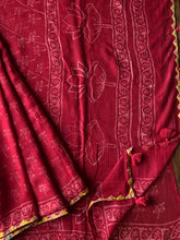 Load image into Gallery viewer, Kota Doria Appliqué Details Saree