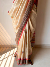 Load image into Gallery viewer, Lambani Karvati Kinaar Vidarbha Tussar Handwoven Saree