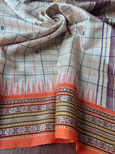 Load image into Gallery viewer, Karvati Kinaar Vidarbha Tussar Jaala Palla Saree