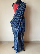 Load image into Gallery viewer, Mul Cotton Saree