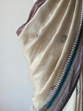 Load image into Gallery viewer, Lambani Karvati Kinaar Vidarbha Tussar Handwoven Saree