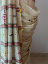 Load image into Gallery viewer, Handwoven Bhujodi Kala Cotton Saree