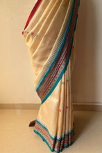 Load image into Gallery viewer, Karvati Kinaar Vidarbha Tussar Handwoven Saree