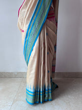 Load image into Gallery viewer, Karvati Kinaar Vidarbha Tussar Jaala Palla Saree