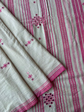 Load image into Gallery viewer, Handwoven Bhujodi Kala Cotton Saree