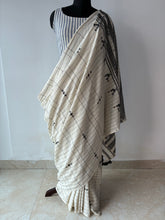 Load image into Gallery viewer, Handwoven Bhujodi Kala Cotton Saree