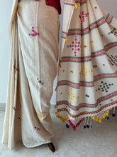 Load image into Gallery viewer, Handwoven Bhujodi Kala Cotton Saree