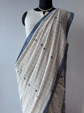 Load image into Gallery viewer, Handwoven Bhujodi Kala Cotton Saree