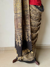 Load image into Gallery viewer, Ajrakh Mul Cotton Saree