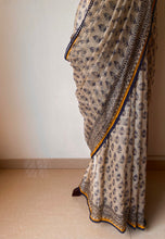 Load image into Gallery viewer, Kota Doria Crochet Lace Sarees