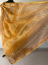 Load image into Gallery viewer, Kota Doria Crochet Lace Sarees