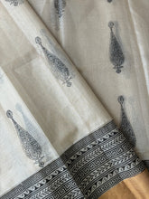 Load image into Gallery viewer, Cream Bagh Kosa Kota Weave Silk Saree