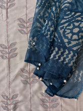 Load image into Gallery viewer, Hand-embroidered Kurta Dupatta Set