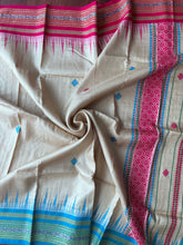 Load image into Gallery viewer, Karvati Kinaar Vidarbha Tussar Jaala Palla Saree