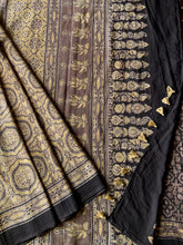 Load image into Gallery viewer, Ajrakh Mul Cotton Saree