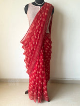 Load image into Gallery viewer, Kota Doria Appliqué Details Saree