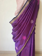 Load image into Gallery viewer, Kasuti Hand- Embroidered Saree