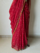 Load image into Gallery viewer, Kota Doria Appliqué Details Saree
