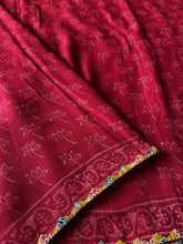 Load image into Gallery viewer, Kota Doria Appliqué Details Saree