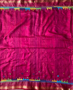 Lambani Embroidered Handwoven Maheshwari Silk-Cotton Saree.