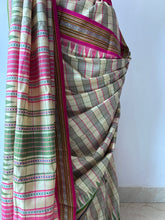 Load image into Gallery viewer, Karvati Kinar Vidarbha Tussar Checks Saree