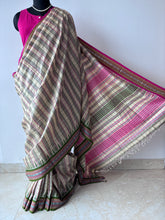 Load image into Gallery viewer, Karvati Kinar Vidarbha Tussar Checks Saree