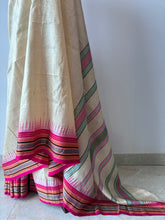 Load image into Gallery viewer, Karvati Kinaar Vidarbha Tussar Saree
