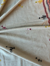 Load image into Gallery viewer, Handwoven Bhujodi Kala Cotton Saree