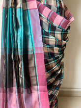 Load image into Gallery viewer, Maheshwari Cotton Saree