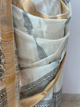 Load image into Gallery viewer, Cream Bagh Kosa Kota Weave Silk Saree