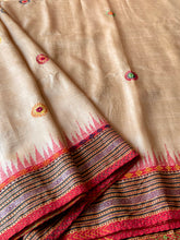 Load image into Gallery viewer, Lambani Karvati Kinaar Vidarbha Tussar Handwoven Saree